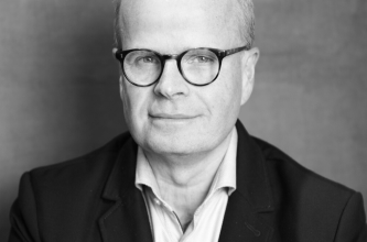 Lars L. Nielsen